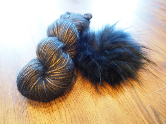 Luminosa &amp; a fur pompom